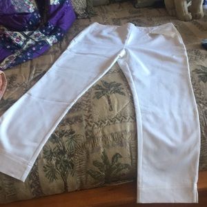 Slimming Charter Club Capris, new with tags.